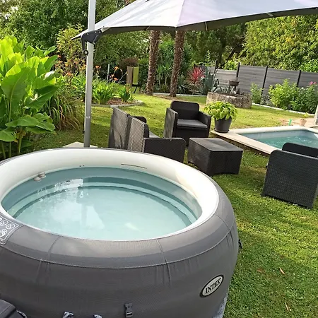 Maison De 225m2 Avec Piscine, Et Billard *