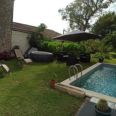 Maison De 225m2 Avec Piscine, Et Billard