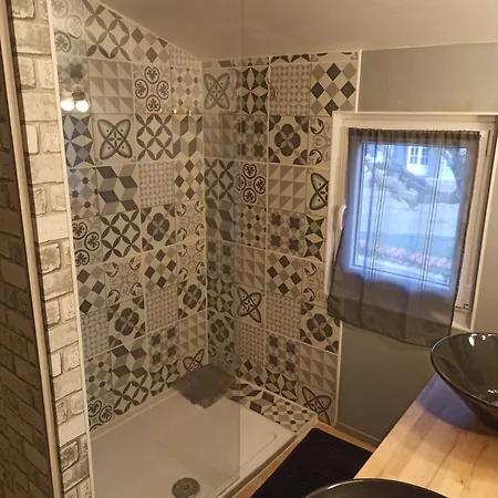 Maison De 225m2 Avec Piscine, Et Billard فيلة