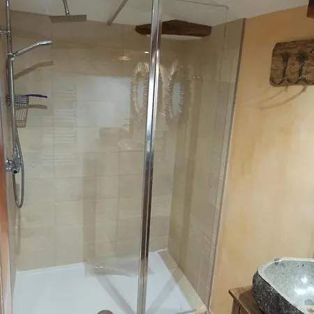 Villa Maison De 225m2 Avec Piscine, Et Billard