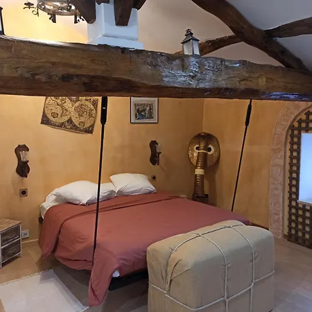 Maison De 225m2 Avec Piscine, Et Billard فيلة *