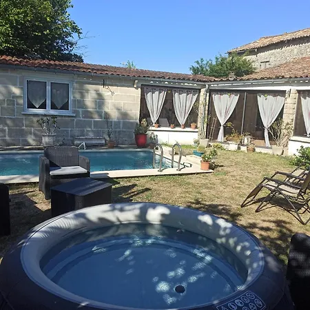 Maison De 225m2 Avec Piscine, Et Billard